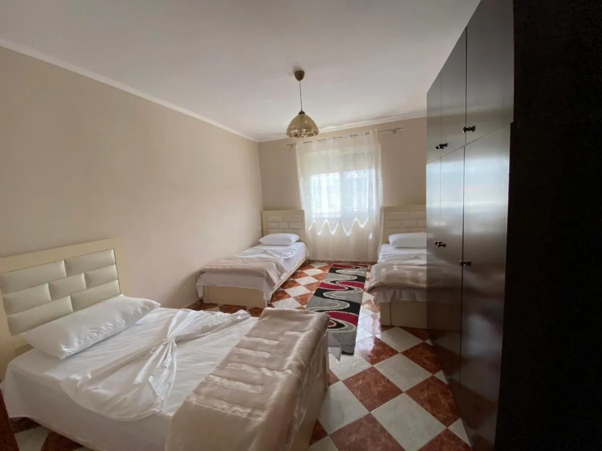 Dibra'S Apartment Shkoder Albania